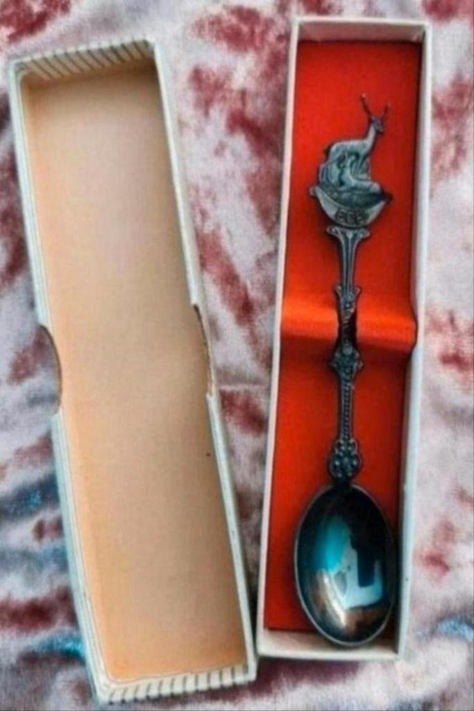 Vintage Ede souvenirlepel met hertjes in doosje, Antiek en Kunst, Ophalen of Verzenden