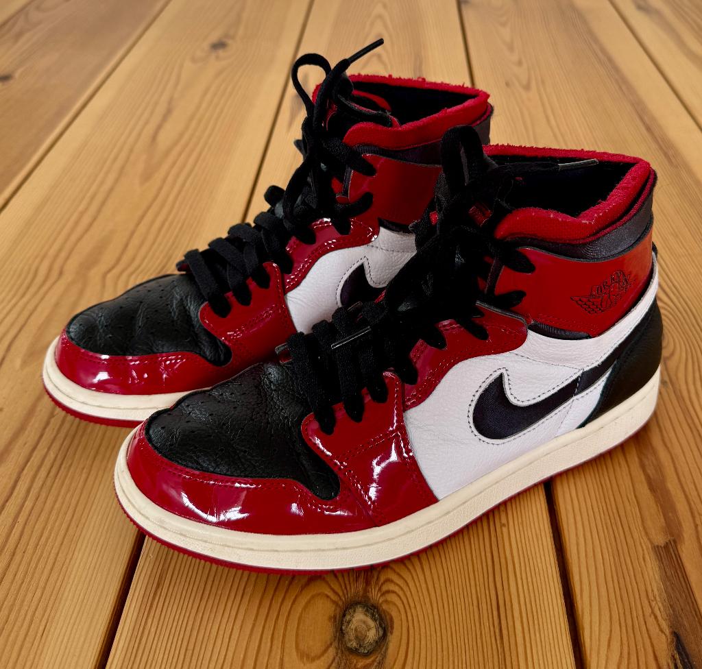 Nike Air Jordan 1 High Zoom Air - Rood Wit Zwart - maat 39, Kleding | Dames, Schoenen, Nike, Ophalen of Verzenden, Rood, Sneakers of Gympen