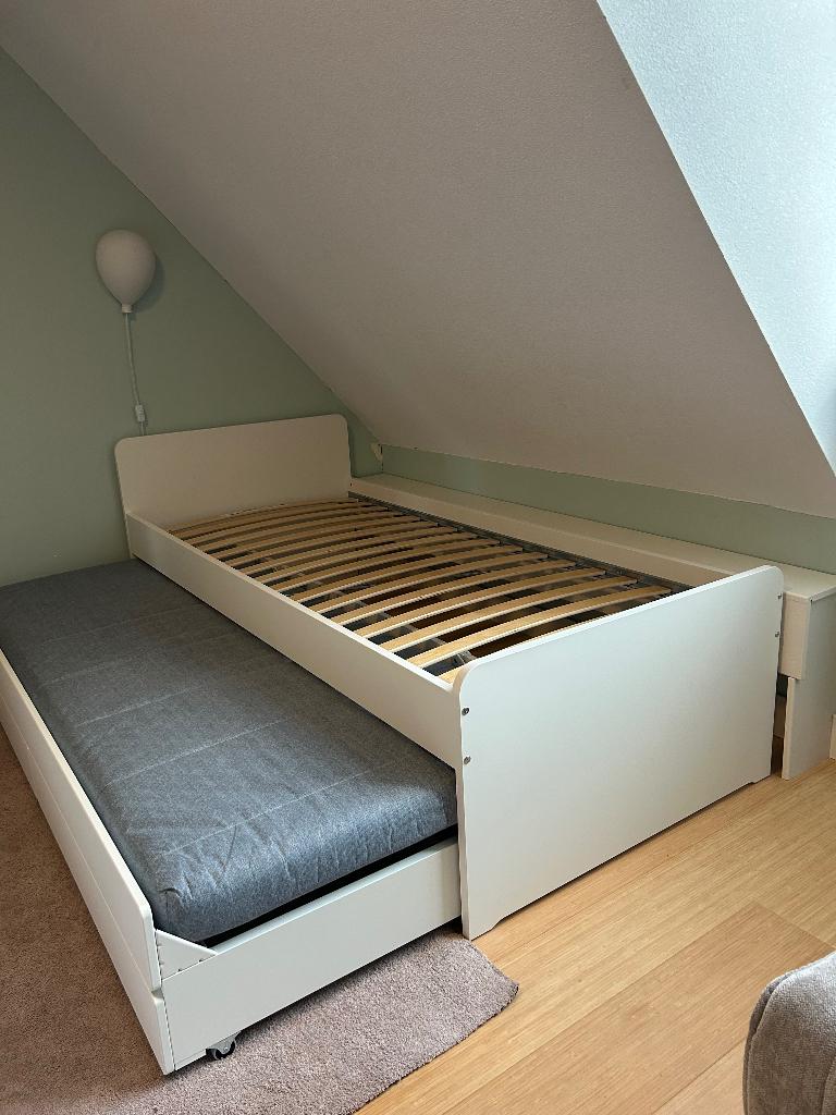 IKEA Slackt bedframe met onderschuifbed en opbergers, Ophalen, 90 cm, Eenpersoons, Wit