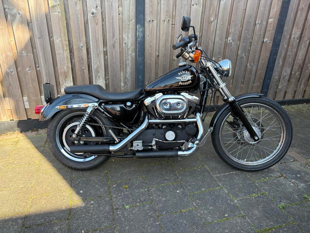 Harley-Davidson Sportster 1200 Custom
