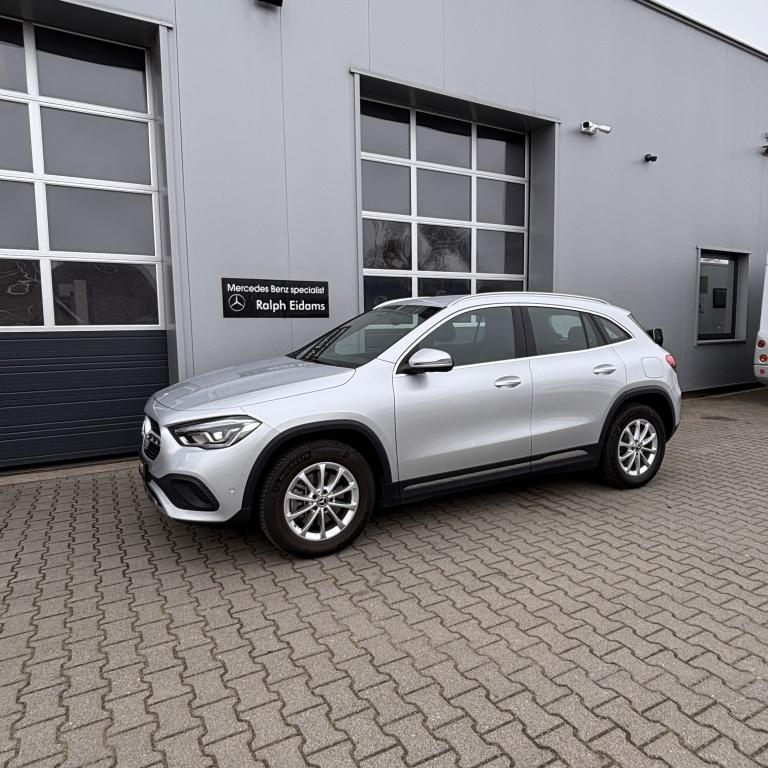 Mercedes-Benz GLA GLA 250 e (247.786) (bj 2022, automaat), Auto's, Mercedes-Benz, Automaat, 4 cilinders, Leder en Stof, Bedrijf