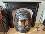 Antieke kachel gietijzer jaren 30 / schouw gereedschap / hek, Ophalen, Gebruikt, Vrijstaande haard, Houthaard