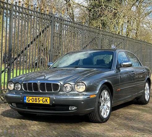 Jaguar XJ6 3.0 V6 Executive YOUNGTIMER, Auto's, Jaguar, Automaat, 238 pk, Achterwielaandrijving, Zwart