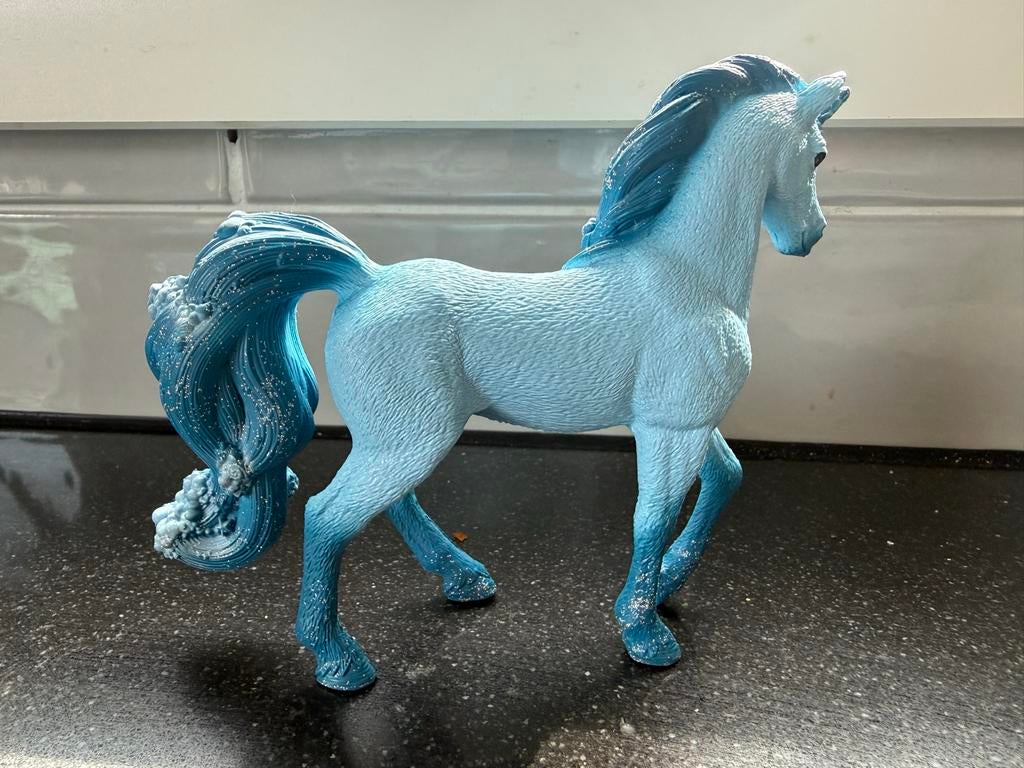 SCHLEICH 70757 Bayala Elementa Watereenhoorn Merrie, Ophalen of Verzenden, Zo goed als nieuw, Jongen of Meisje