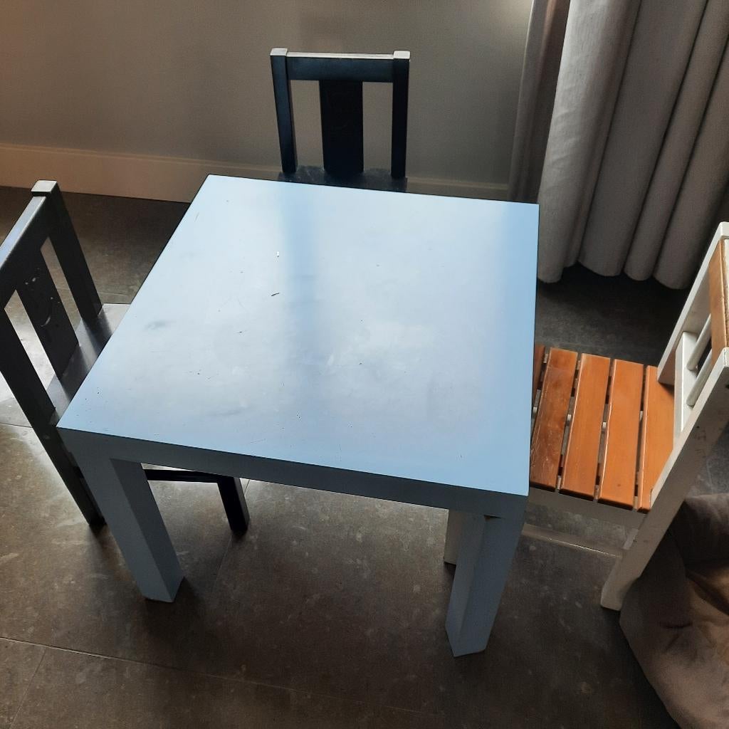 Kinderstoel 3x en blauwe tafel, Ophalen, Gebruikt, Overige typen