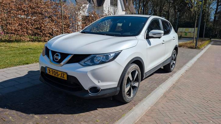 Nissan Qashqai 1.2 Dig-t 85KW 2WD CVT 2017 Wit, Auto's, Nissan, Qashqai, ABS, Achteruitrijcamera, Adaptive Cruise Control, Airbags