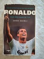 Luca Caioli - Ronaldo, zijn weg naar de top, Ophalen of Verzenden, Zo goed als nieuw, Balsport