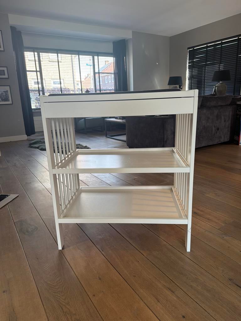 Witte verschoon commode met twee planken, Ophalen, Gebruikt, 50 tot 70 cm, 75 tot 100 cm