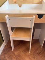 Montessori kinderen bureau met stoeltje, Ophalen of Verzenden, Gebruikt, Tafel(s) en Stoel(en)