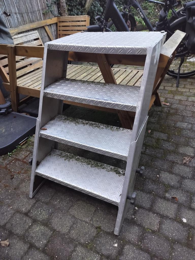 Trapje, Ophalen
