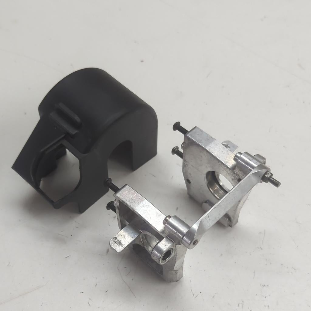 FG 4wd aluminium diff-houders (Monstertruck Onroad Baja 4wd), Gebruikt, Onderdeel, Overige schalen, Overige typen