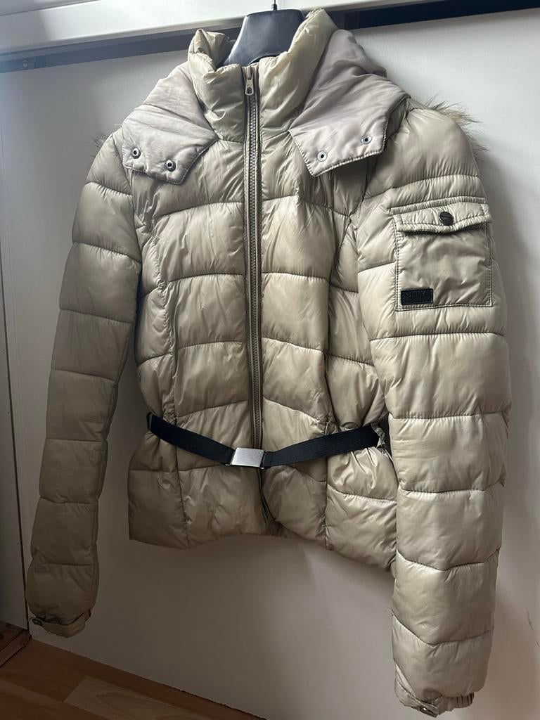 Stijlvolle Beige Gewatteerde Jas met Bontkraag Only, Kleding | Dames, Jassen | Winter, Zo goed als nieuw, Maat 36 (S), Beige, Ophalen of Verzenden