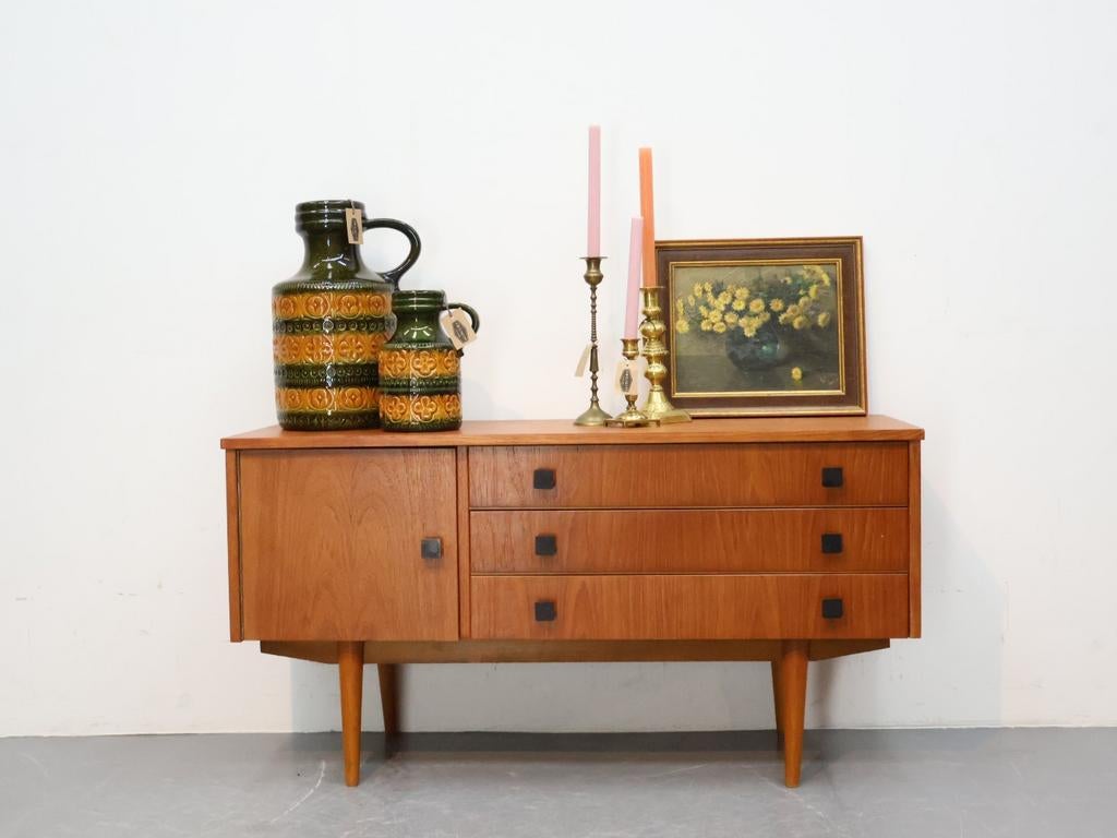 Vintage Teakfineer Dressoir Jaren '60 met Conische Poten, Ophalen, Gebruikt, 100 tot 150 cm, Vintage, Mid-century modern