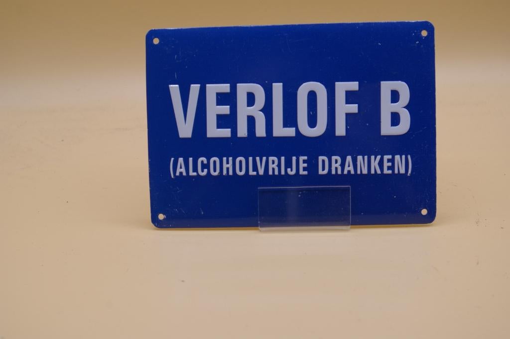 Metalen bordje verlof B mancave, Ophalen of Verzenden