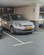 Ford Fiësta 1.3 8V 3DR 2006 Grijs, Auto's, 1299 cc, 40 €/maand, 4 cilinders, Origineel Nederlands