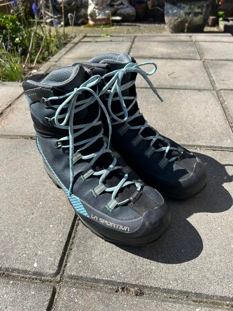 Dames bergschoenen van la sportiva maat 42, Ophalen of Verzenden, Zo goed als nieuw, Schoenen