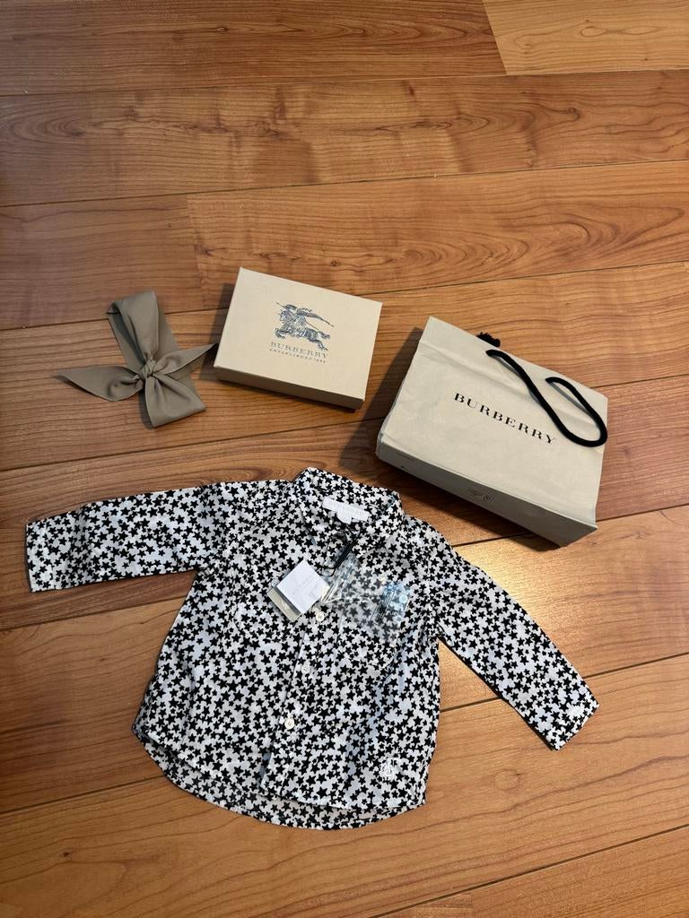 Nieuw Burberry overhemd maat 6 maanden, Ophalen of Verzenden, Nieuw, Jongetje