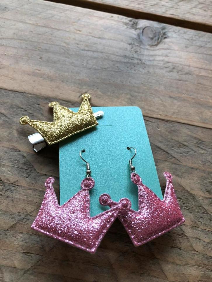 Koorntjes, Sieraden, Tassen en Uiterlijk, Oorbellen, Nieuw, Hangers, Overige materialen, Overige kleuren, Ophalen of Verzenden