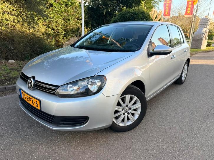 Volkswagen Golf 1.2 TSI 77KW 5D DSG Clima navigatie trekhaak, Auto's, Volkswagen, Bedrijf, Golf, ABS, Airbags, Airconditioning