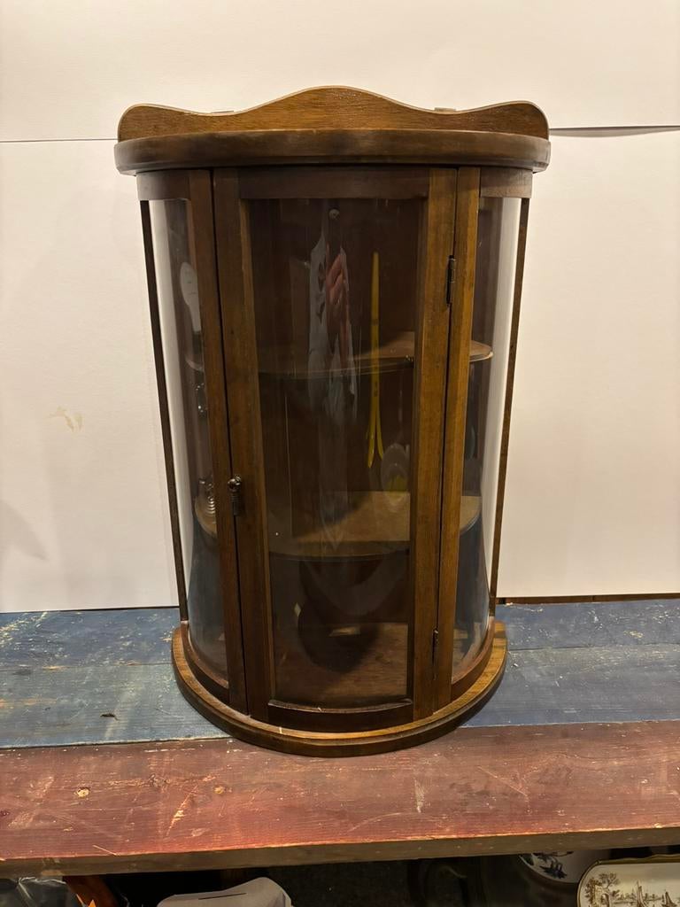 Oud vitrinekastje, Antiek en Kunst, Curiosa en Brocante, Ophalen