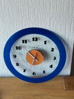 Retro wandklok Xiron – blauw/oranje, Ophalen of Verzenden, Zo goed als nieuw, Wandklok