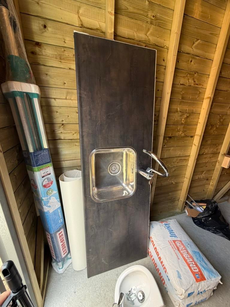 Aanrechtblad + spoelbak + kraan, Huis en Inrichting, Keuken | Keukenelementen, Ophalen of Verzenden, 200 cm of meer, Minder dan 100 cm