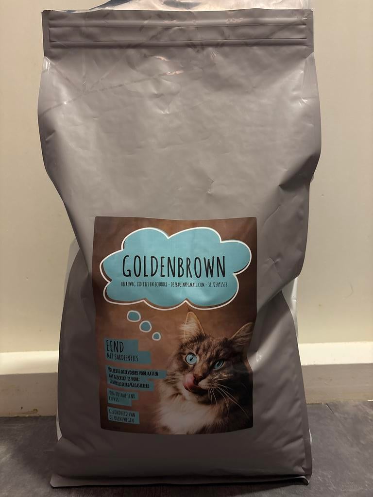 Kattenbrokjes merk Goldenbrown, Ophalen, Kat
