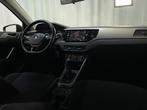 Volkswagen Polo 1.0 TSI Comfortline Parkeersensoren Navigati, Auto's, Voorwielaandrijving, Stof, 95 pk, Met garantie (alle)