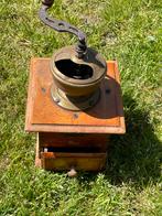 Oude hout/koperen koffiemolen, Antiek en Kunst, Antiek | Keukenbenodigdheden, Ophalen of Verzenden