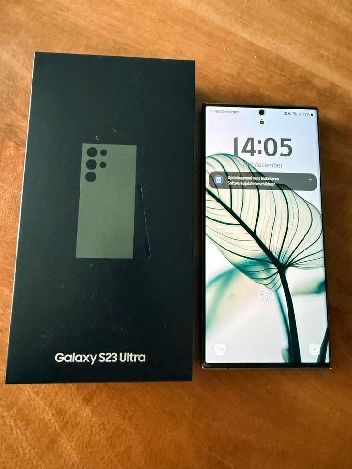 Te koop: Samsung Galaxy S23 Ultra 256GB met 4 hoesjes, Telecommunicatie, Mobiele telefoons | Samsung, Zo goed als nieuw, Overige modellen
