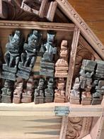 Houten Schaakspel met gesneden stukken, Antiek en Kunst, Ophalen of Verzenden