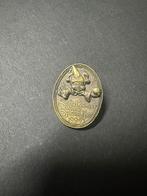 Efteling pin schatkamer van sprookjes 1999, Verzamelen, Efteling, Ophalen of Verzenden, Nieuw, Button of Speldje