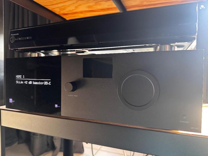 Lyngdorf MP 40, Audio, Tv en Foto, Versterkers en Receivers, 120 watt of meer, Overige merken, Ophalen