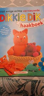 Haakboek Dikkie Dik met naalden, Hobby en Vrije tijd, Ophalen, Haken, Patroon of Boek