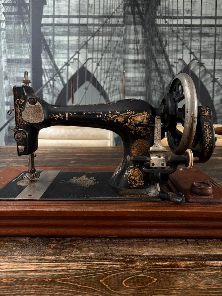 Pfaff Model K Handslingernaaimachine, Antiek en Kunst, Antiek | Naaimachines, Ophalen of Verzenden