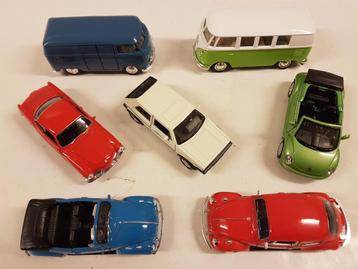 7 x Volkswagen modellen. Kever Karmann Bus Golf New Beetle