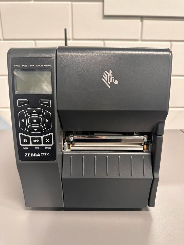Zebra ZT230 met WI-FI, Computers en Software, Labelprinters, Zo goed als nieuw, Ophalen of Verzenden