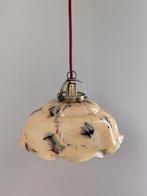 Vintage hanglamp beige gemarmerd - Antiek, Huis en Inrichting, Lampen | Hanglampen, Ophalen of Verzenden, Zo goed als nieuw, Glas
