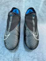 Voetbalschoenen maat 40, Maat XS of kleiner, Ophalen, Zo goed als nieuw, Schoenen
