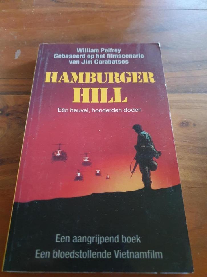 William Pelfrey - Hamburger Hill, Boeken, Avontuur en Actie, Zo goed als nieuw, Ophalen of Verzenden