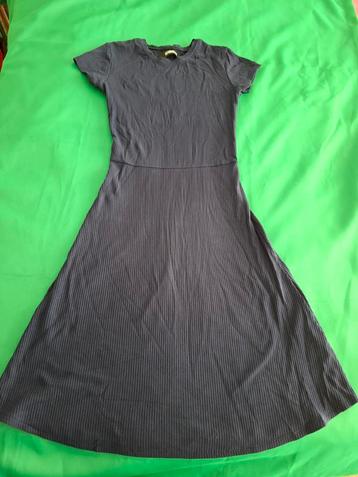 Reformation Jurk XS - Donkerblauw beschikbaar voor biedingen