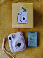 Instax 11mini fotocamera met fotopapier, Ophalen of Verzenden, Zo goed als nieuw, Polaroid, Fuji