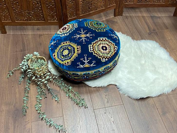 UITVERKOOP / Vloerkussen / Lounge kussen / 50x20cm, Huis en Inrichting, Woonaccessoires | Kussens, Nieuw, Blauw, Rond, Ophalen of Verzenden