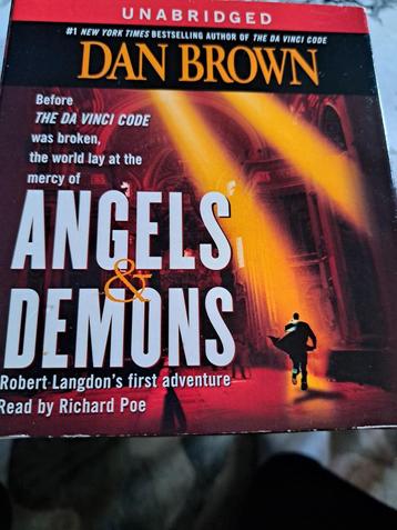 Dan Brown - Angels & Demons (Luisterboek) beschikbaar voor biedingen