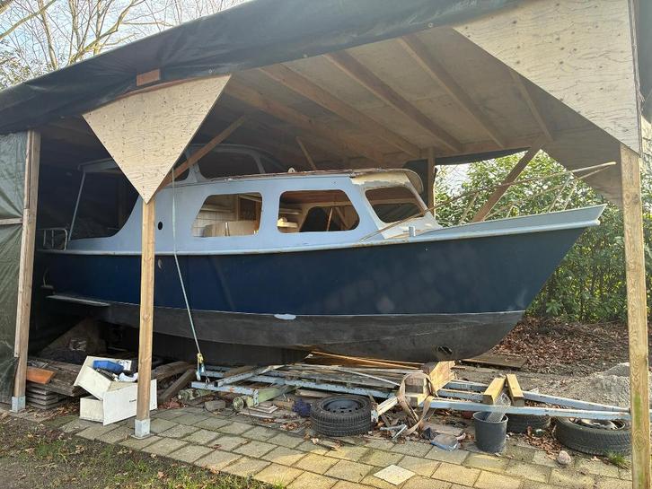 Stalen Kajuit Boot 7,5m (opknapper), Watersport en Boten, Bootonderdelen, Gebruikt, Overige typen, Motorboot, Ophalen