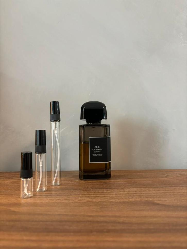 BDK Parfums Gris Charnel Extrait 1/2/5/10ML Sample - Tester, Sieraden, Tassen en Uiterlijk, Uiterlijk | Parfum, Zo goed als nieuw