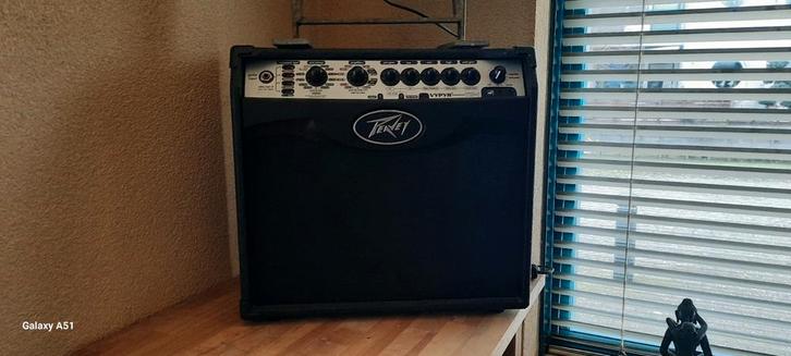 Bas versterker, Muziek en Instrumenten, Versterkers | Bas en Gitaar, Zo goed als nieuw, Minder dan 50 watt, Ophalen of Verzenden