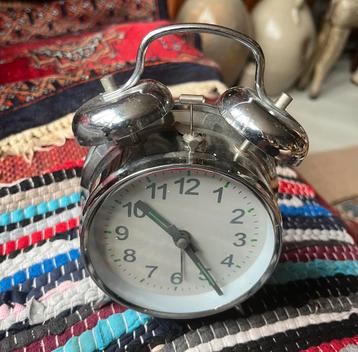 Lopende Chromen Klokje/Wekker op Pootjes beschikbaar voor biedingen