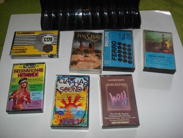 verzameling cassettebandjes en Opbergkoffers  beschikbaar voor biedingen