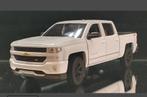 Witte Chevrolet Silverado  jaar 2017 welly 1:24, Ophalen of Verzenden, Nieuw, Auto, Overige merken
